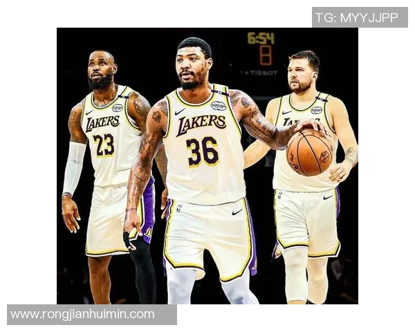 马库斯斯马特在NBA赛季中的表现与影响力分析